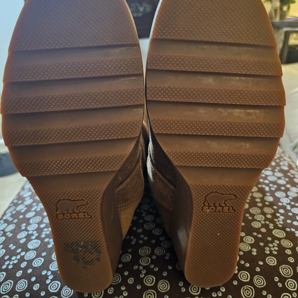 Sorel Tall Suede Winter Boots in Chestnut Brown - Picture 5 of 8